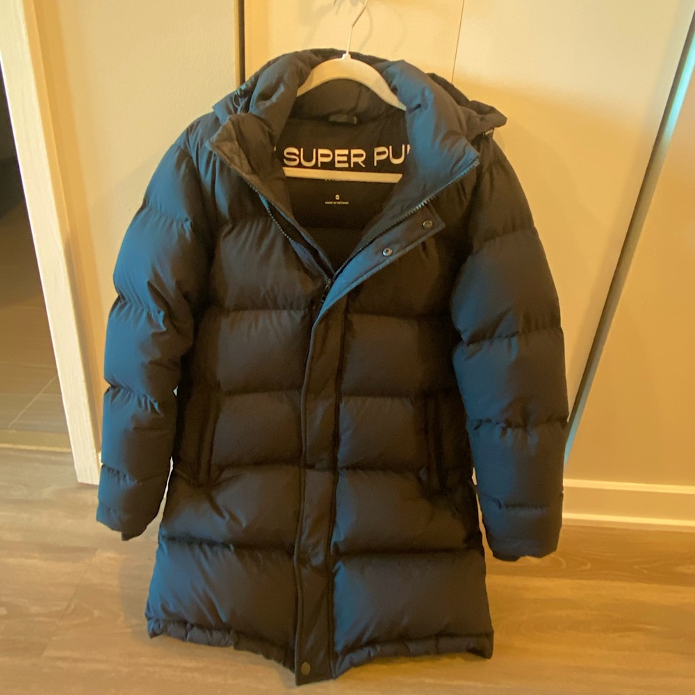 Aritzia Super Puff Mid